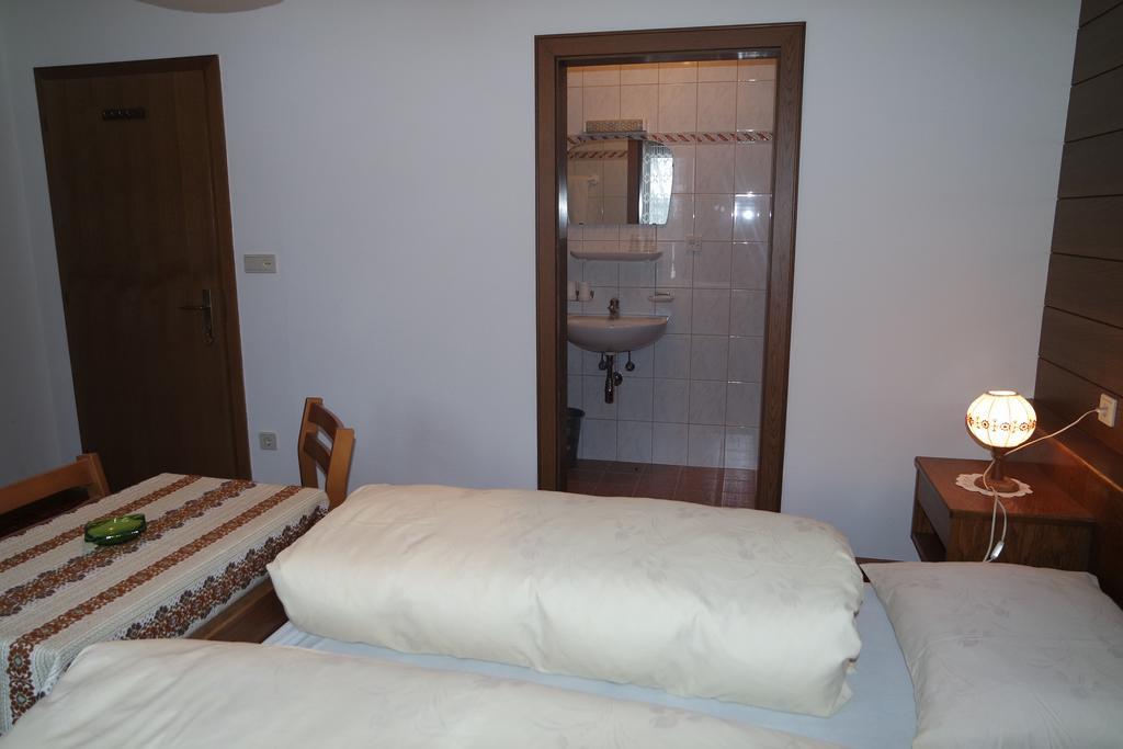 Haus Unterberg Panzió San Giacomo Val di Vizze Kültér fotó