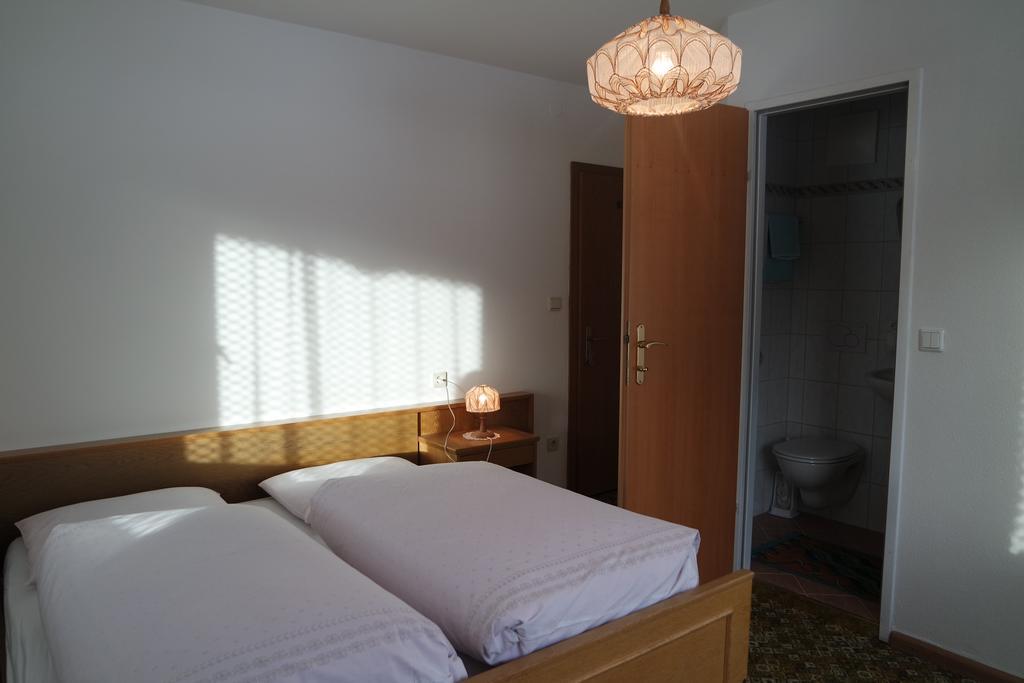 Haus Unterberg Panzió San Giacomo Val di Vizze Kültér fotó