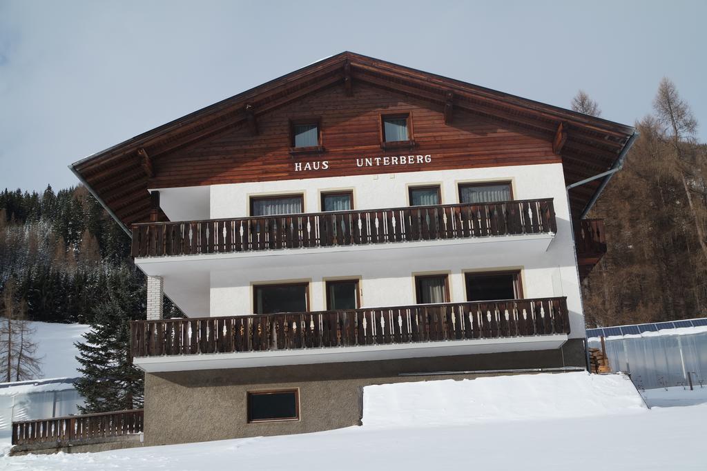 Haus Unterberg Panzió San Giacomo Val di Vizze Kültér fotó
